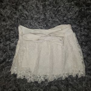 Abercrombie & Fitch Cream Lace Mini Skirt